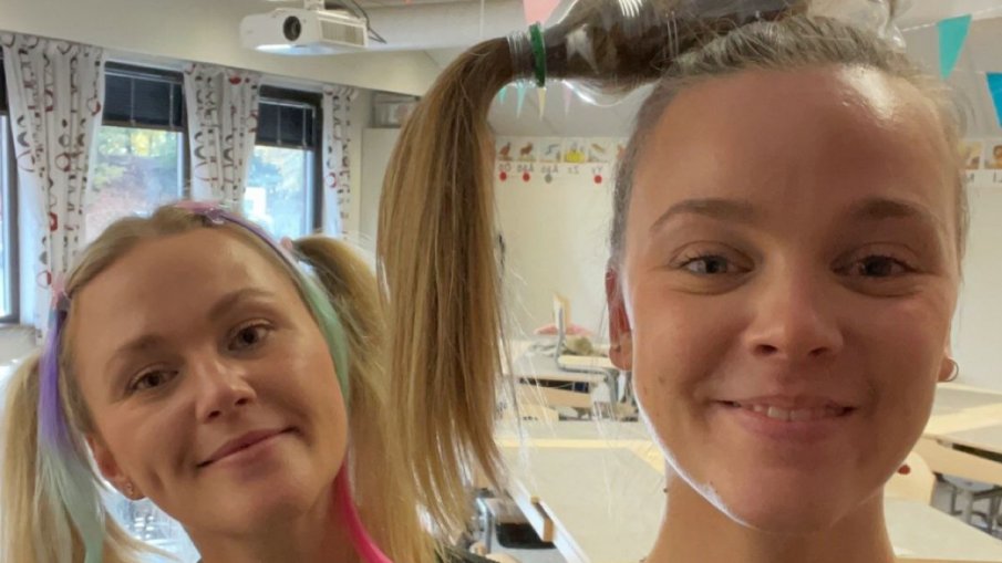 Madeleine Strand och Frida Mårtensson under crazy hair day på Enebackeskolan.