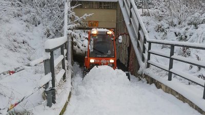 Snöskottning och sandning